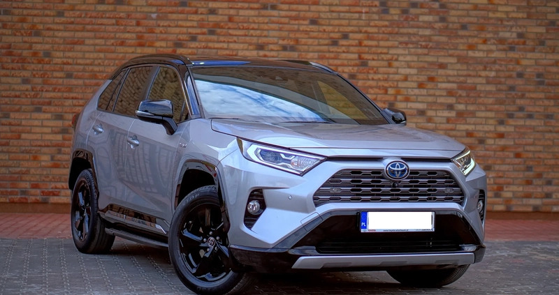 Toyota RAV4 cena 149700 przebieg: 63000, rok produkcji 2020 z Warszawa małe 781